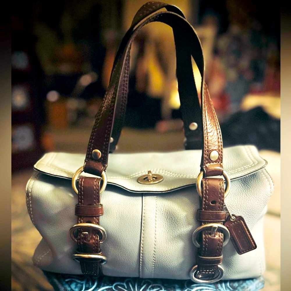 Coach Chelsea Turn-Lock Pebbled Leather Satchel circa 2008